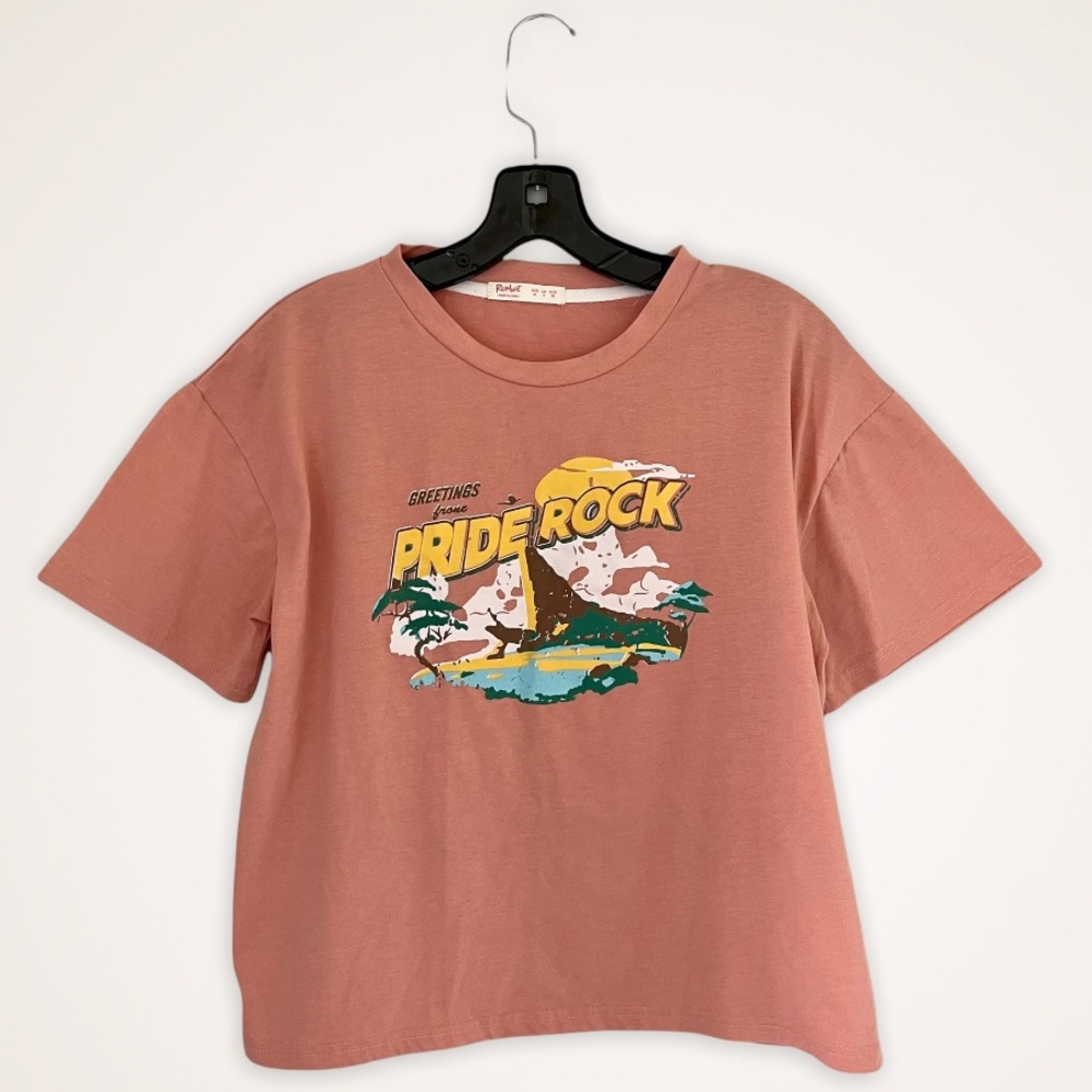 ROMWE Lion King Pride Rock Cropped Tee